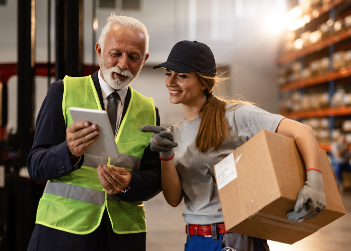 Read more about the article Smart Freight Brokerage Strategies to Keep Customers Happy and Loyal