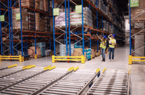 Read more about the article Commercial Warehousing for Multi-Channel Retail Efficiency